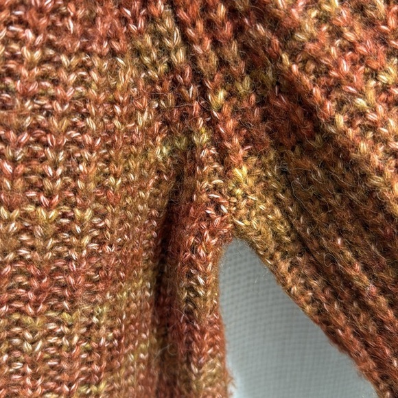 Evereve Rustic Knit Sweater SZ L Rust ombré orange fisherman pumpkin patch fall - Picture 5 of 7